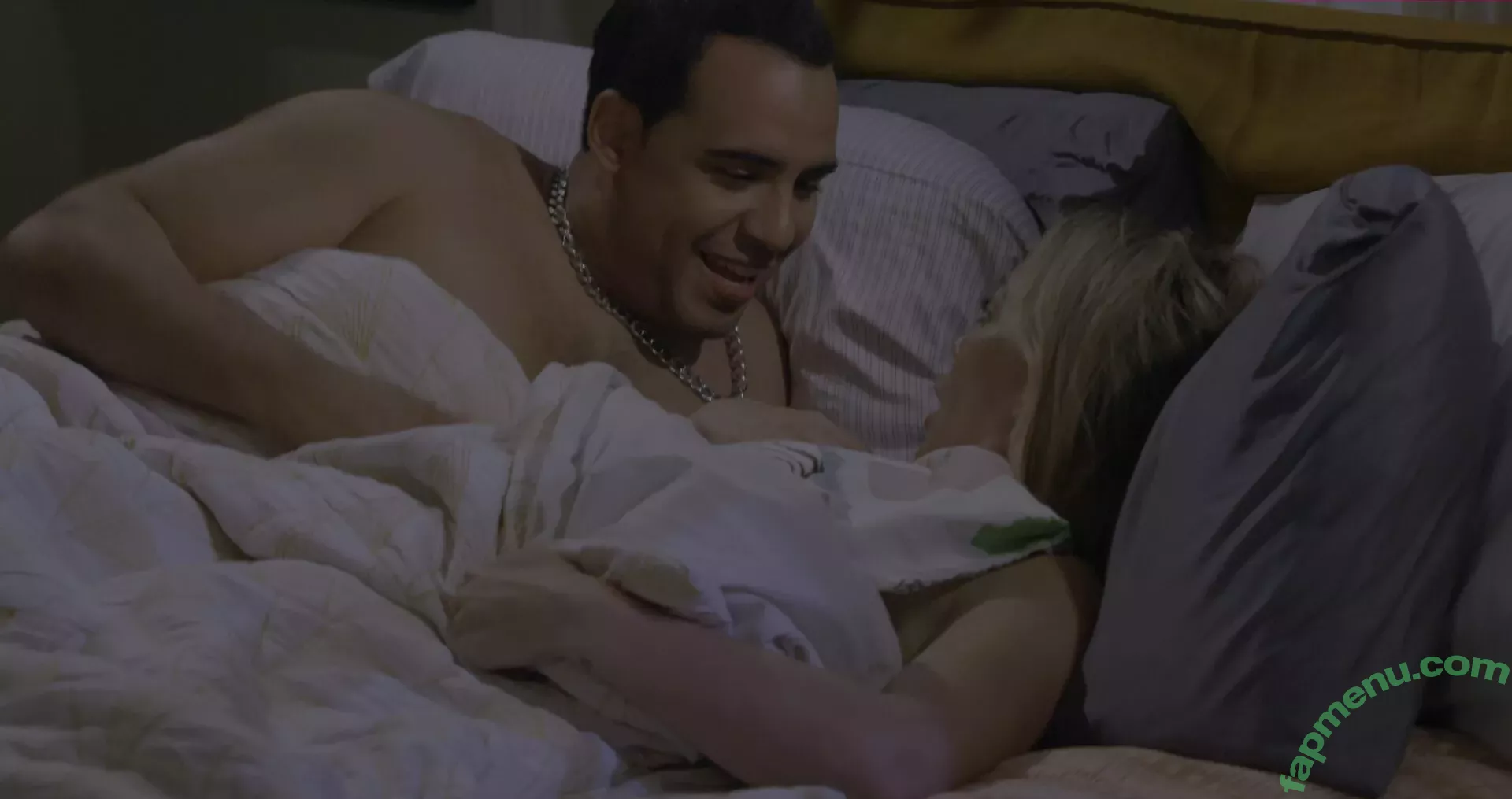 Hilary Duff nude photo #0620 (hilaryduff / kylanharv)