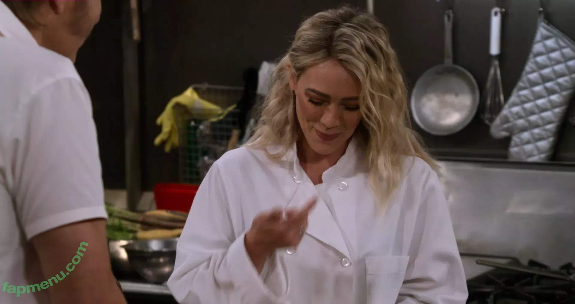 Hilary Duff nude photo #0730 (hilaryduff / kylanharv)