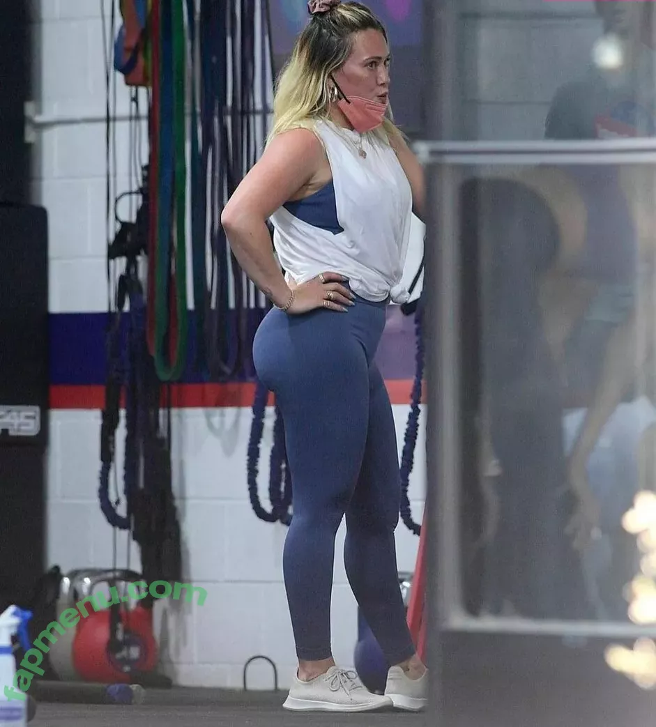 Hilary Duff nude photo #0752 (hilaryduff / kylanharv)