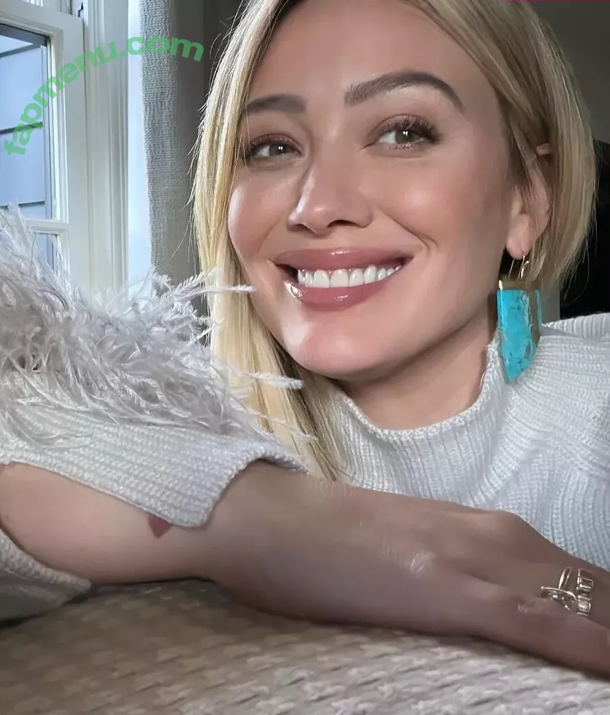 Hilary Duff nude photo #0970 (hilaryduff / kylanharv)