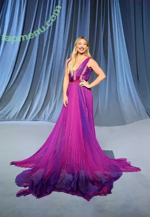 Hilary Duff / hilaryduff nude photo #1362