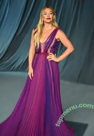 Hilary Duff / hilaryduff nude photo #1367