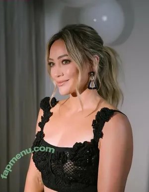 Hilary Duff / hilaryduff / kylanharv nude photo #1387