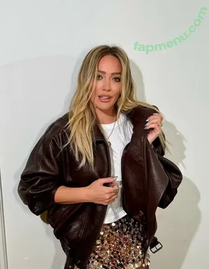 Hilary Duff / hilaryduff nude photo #1409