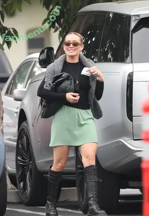 Hilary Duff / hilaryduff nude photo #1417