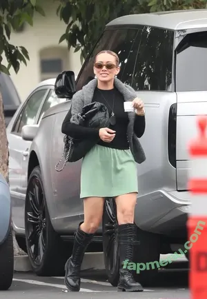 Hilary Duff / hilaryduff nude photo #1422