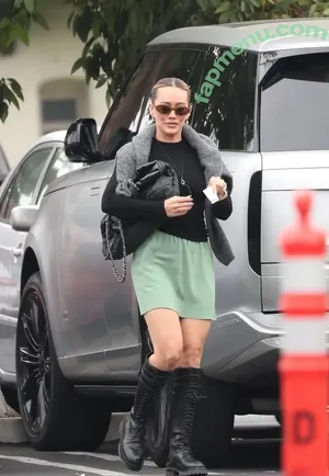 Hilary Duff / hilaryduff nude photo #1423