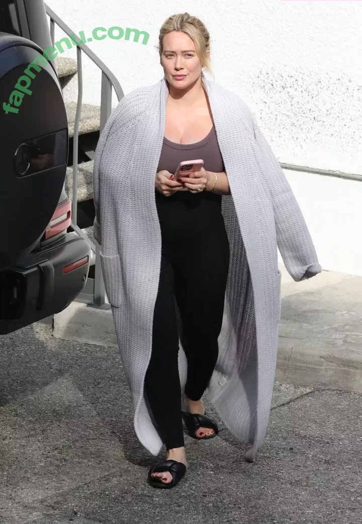 Hilary Duff nude photo #1012 (hilaryduff / kylanharv)