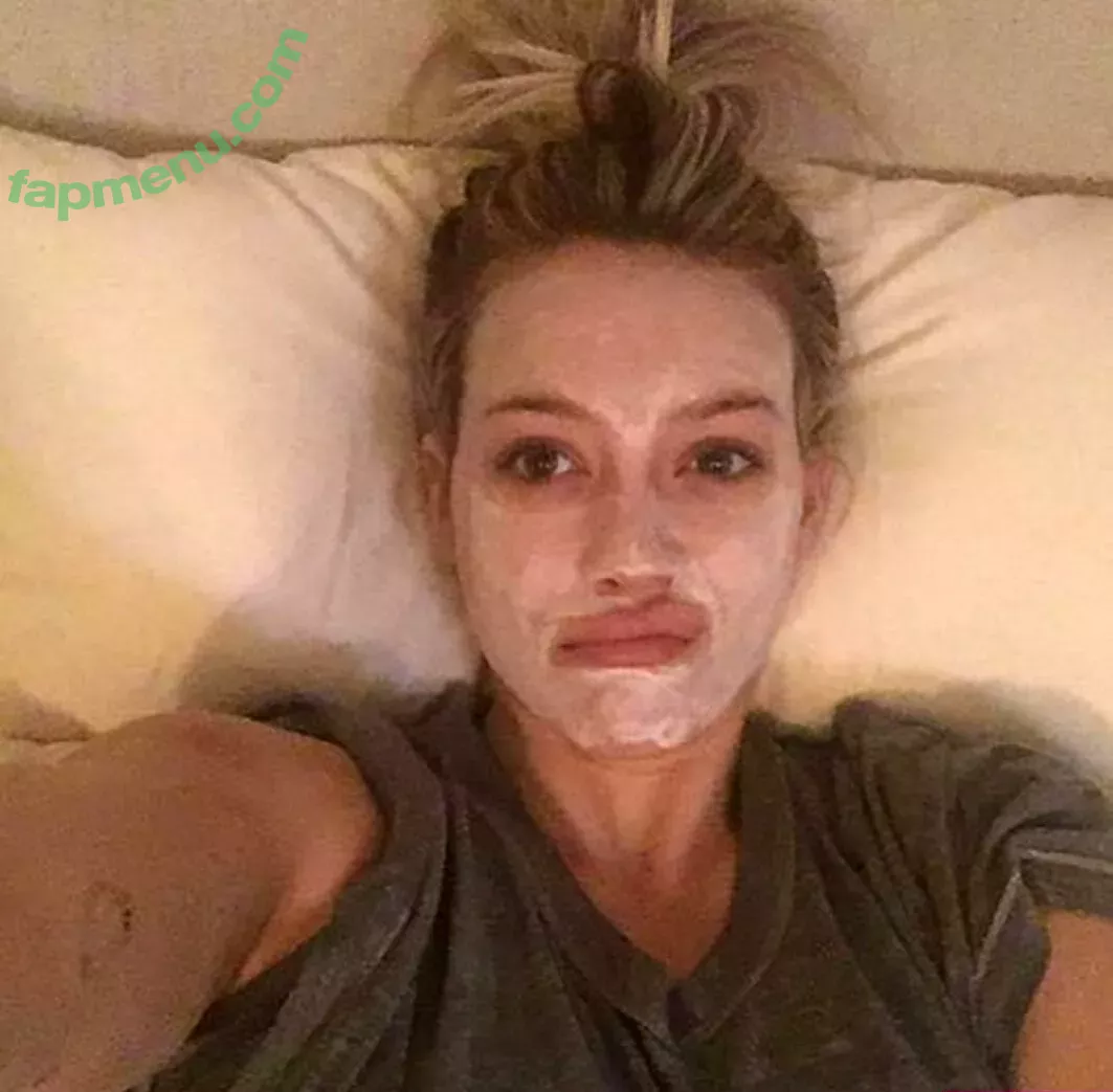 Hilary Duff nude photo #1115 (hilaryduff / kylanharv)