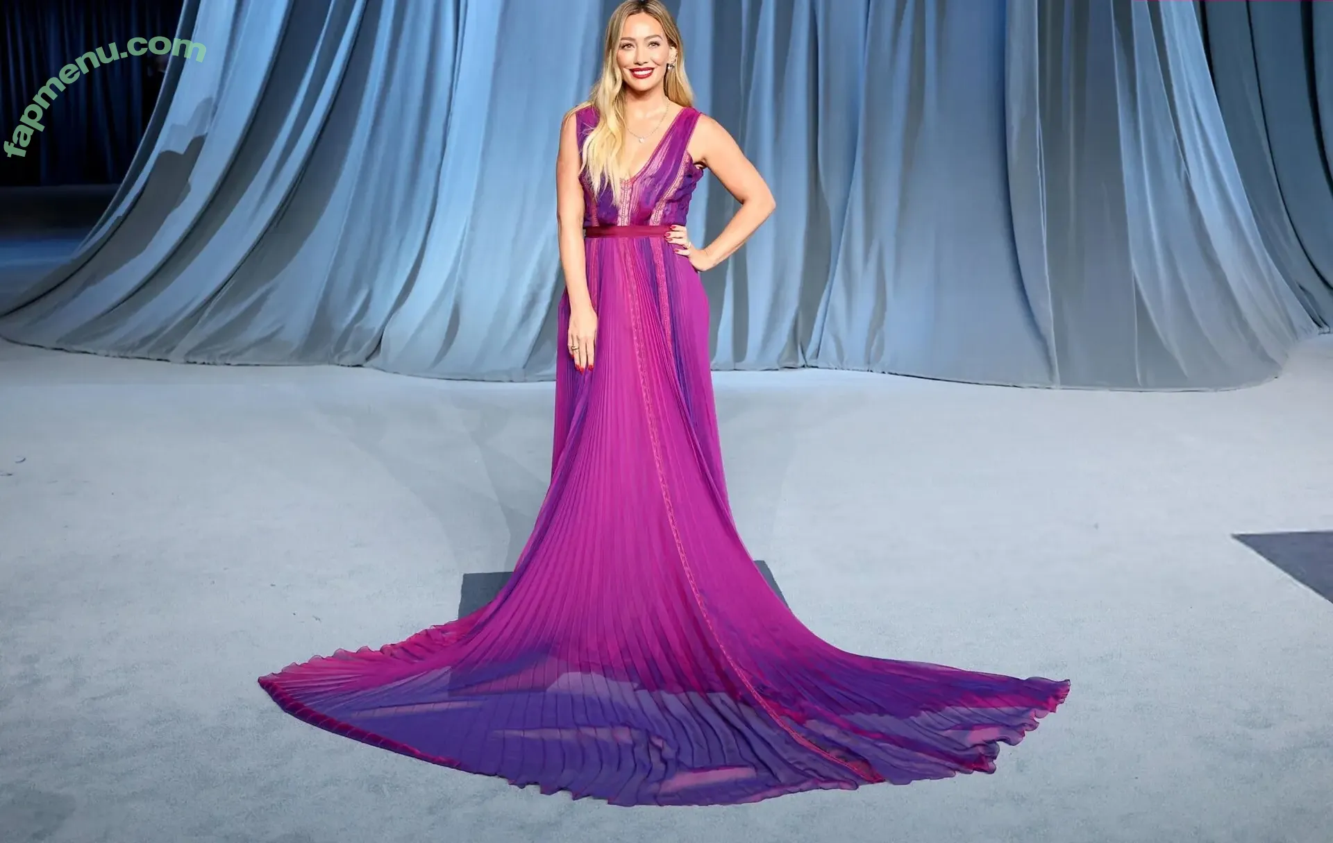 Hilary Duff nude photo #1350 (hilaryduff)