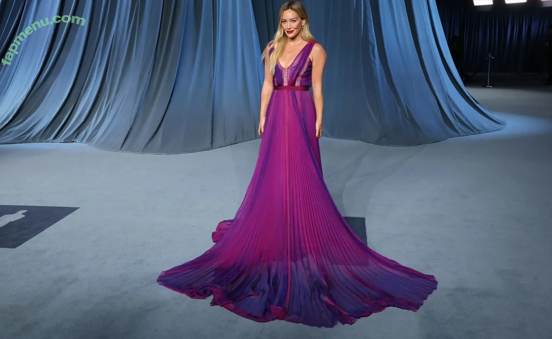 Hilary Duff nude photo #1352 (hilaryduff)