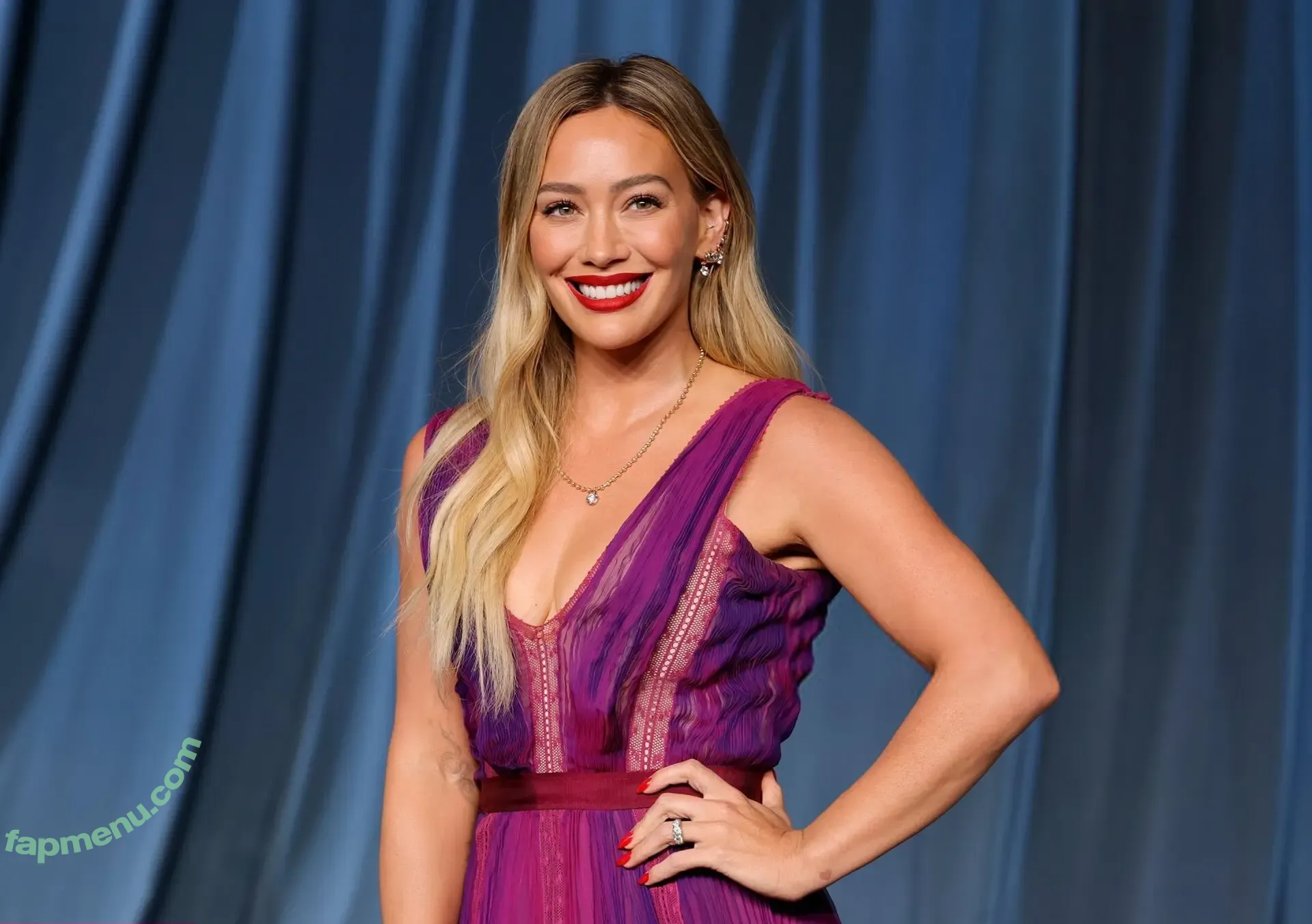 Hilary Duff nude photo #1356 (hilaryduff)