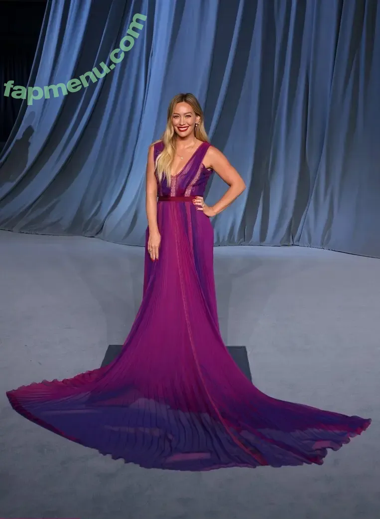 Hilary Duff nude photo #1363 (hilaryduff)