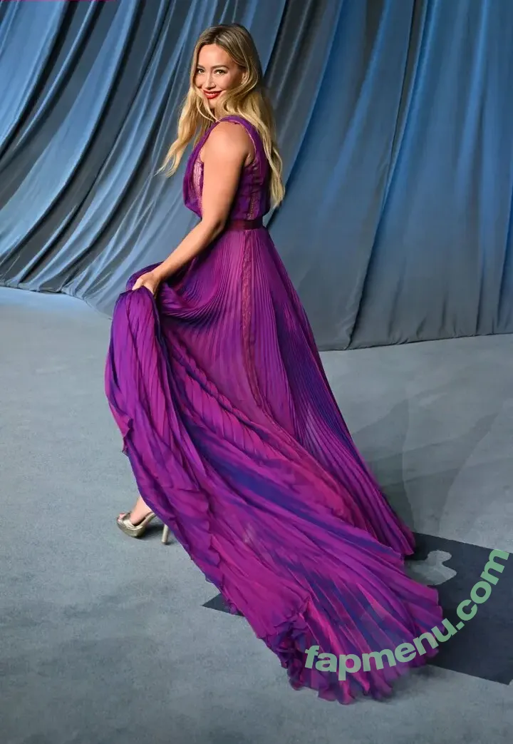 Hilary Duff nude photo #1364 (hilaryduff)