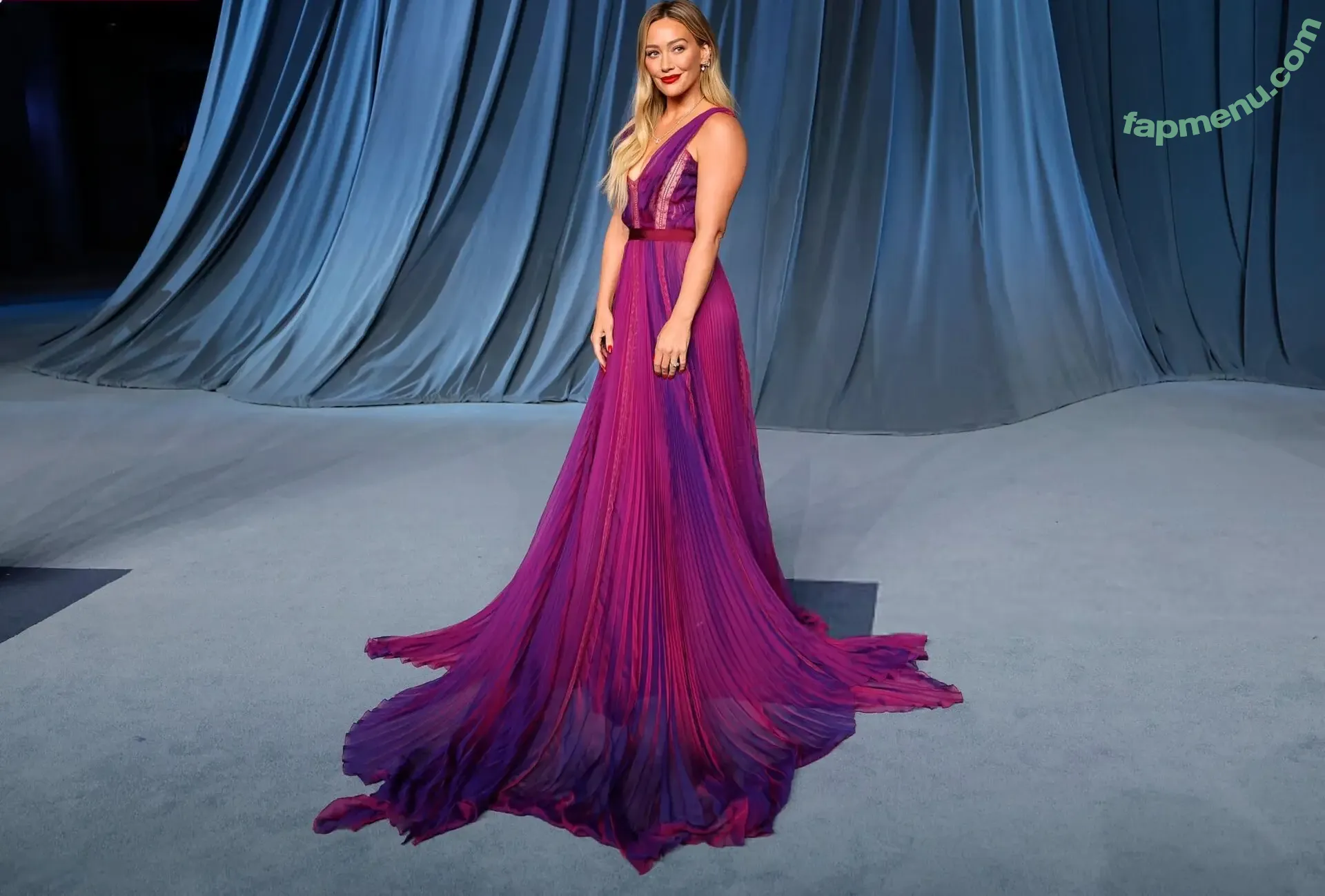 Hilary Duff nude photo #1374 (hilaryduff)