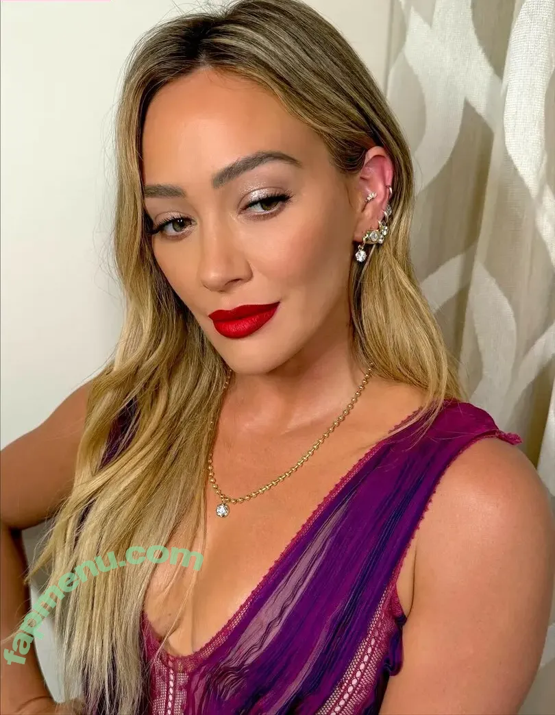 Hilary Duff nude photo #1378 (hilaryduff)