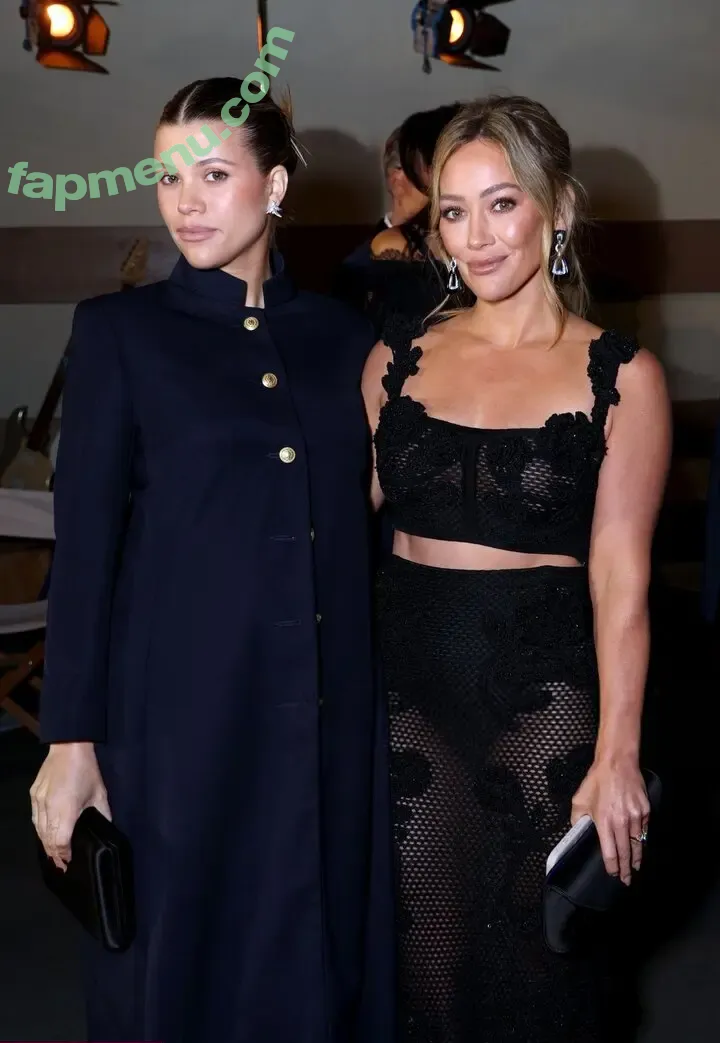 Hilary Duff nude photo #1385 (hilaryduff)