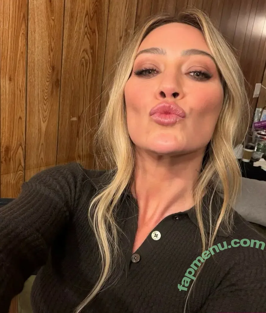 Hilary Duff nude photo #1440 (hilaryduff / kylanharv)