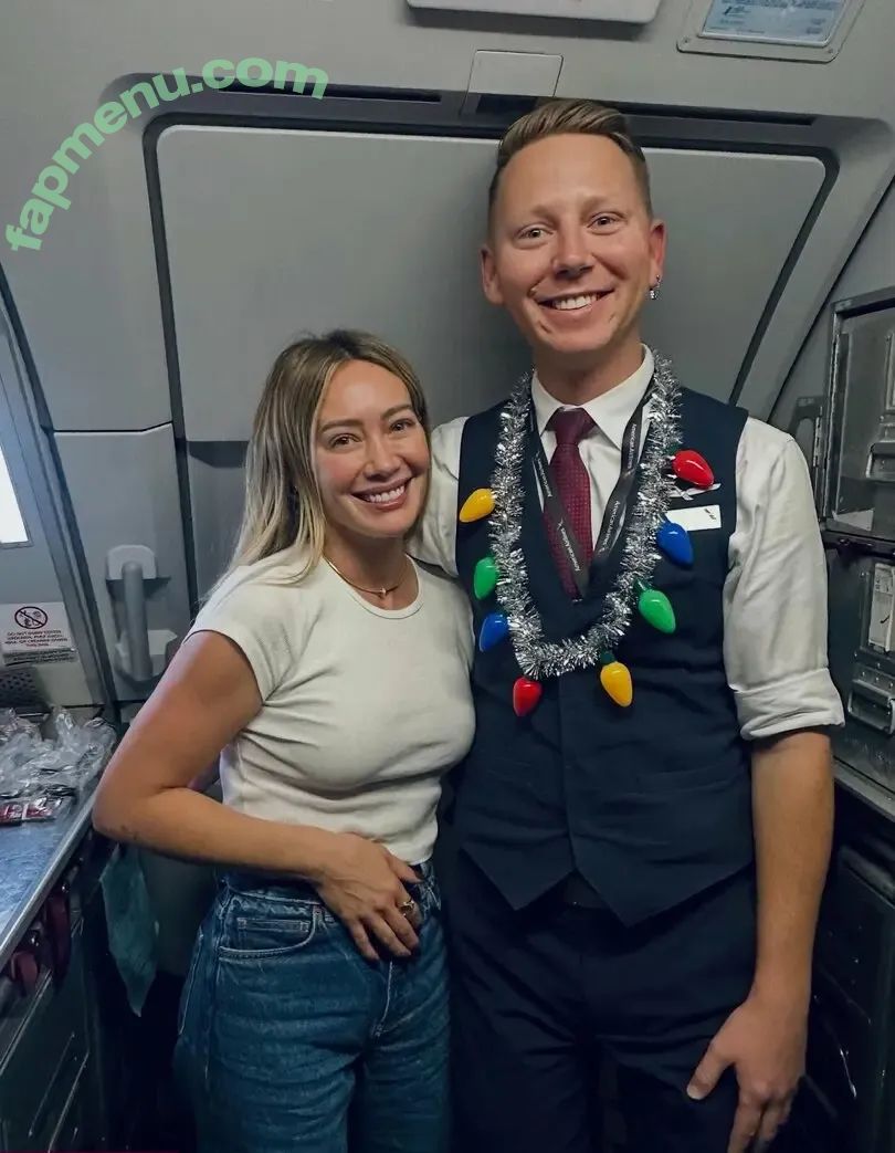 Hilary Duff nude photo #1522 (hilaryduff)