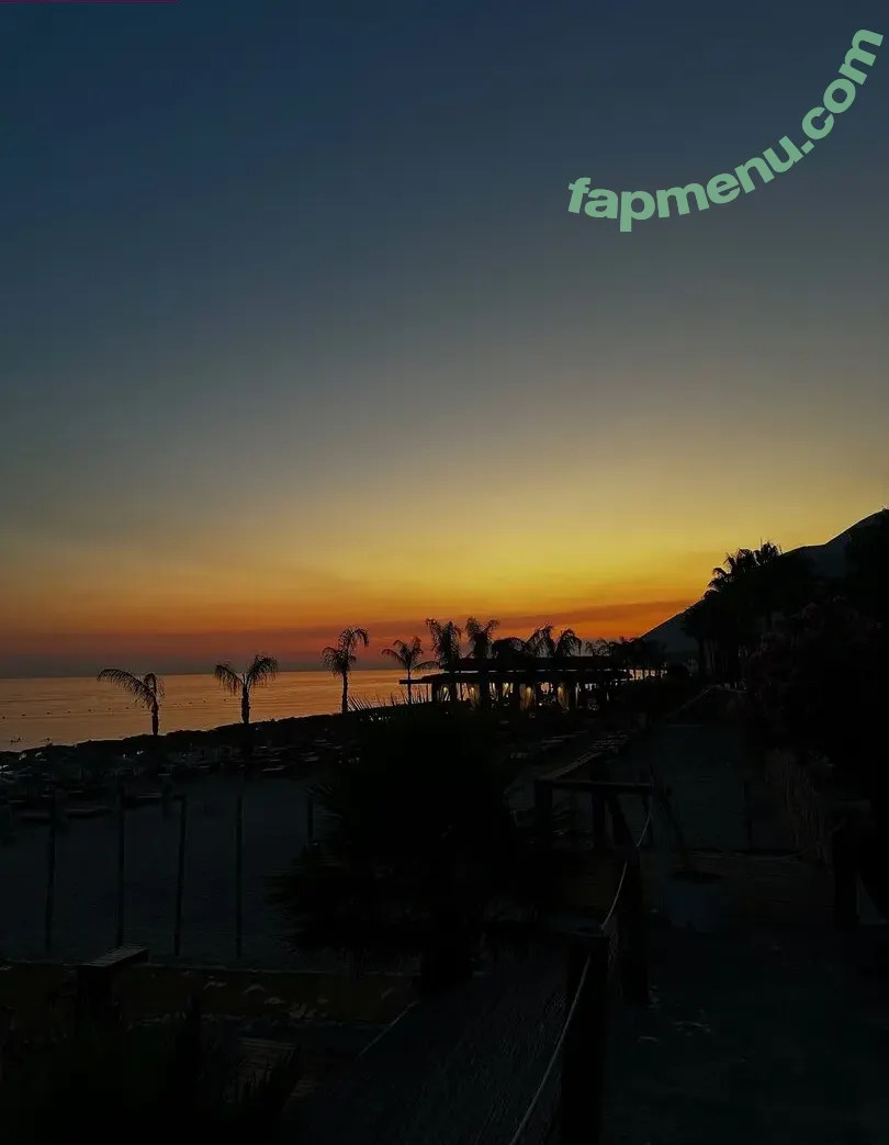 Hilda Kertalli nude photo #0067 (hildakertalli)