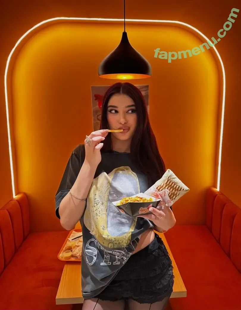 Hilda Kertalli nude photo #0077 (hildakertalli)