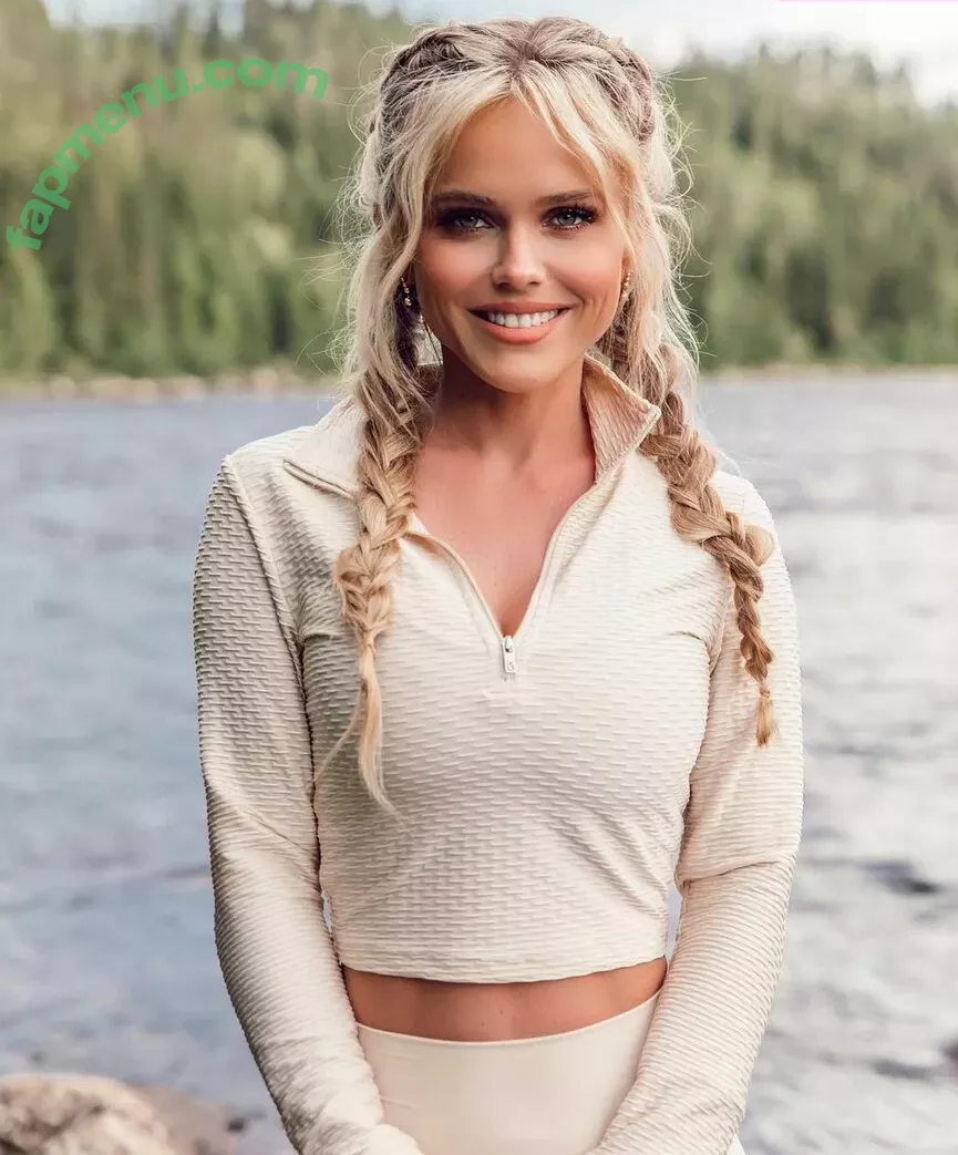 Hilde Osland nude photo #0047 (hildeee / itshildeee)