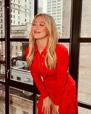 Hillary Duff / hilaryduff nude photo #0143