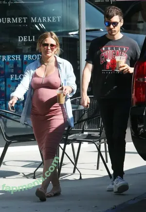 Hillary Duff / hilaryduff nude photo #0686