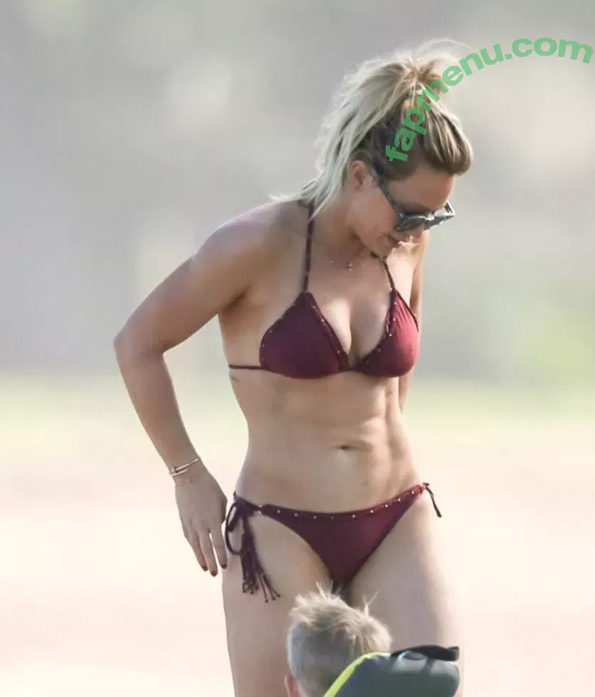 Hillary Duff nude photo #0038 (hilaryduff)