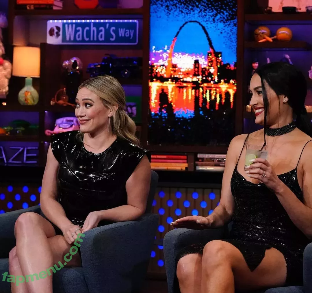 Hillary Duff nude photo #0130 (hilaryduff)