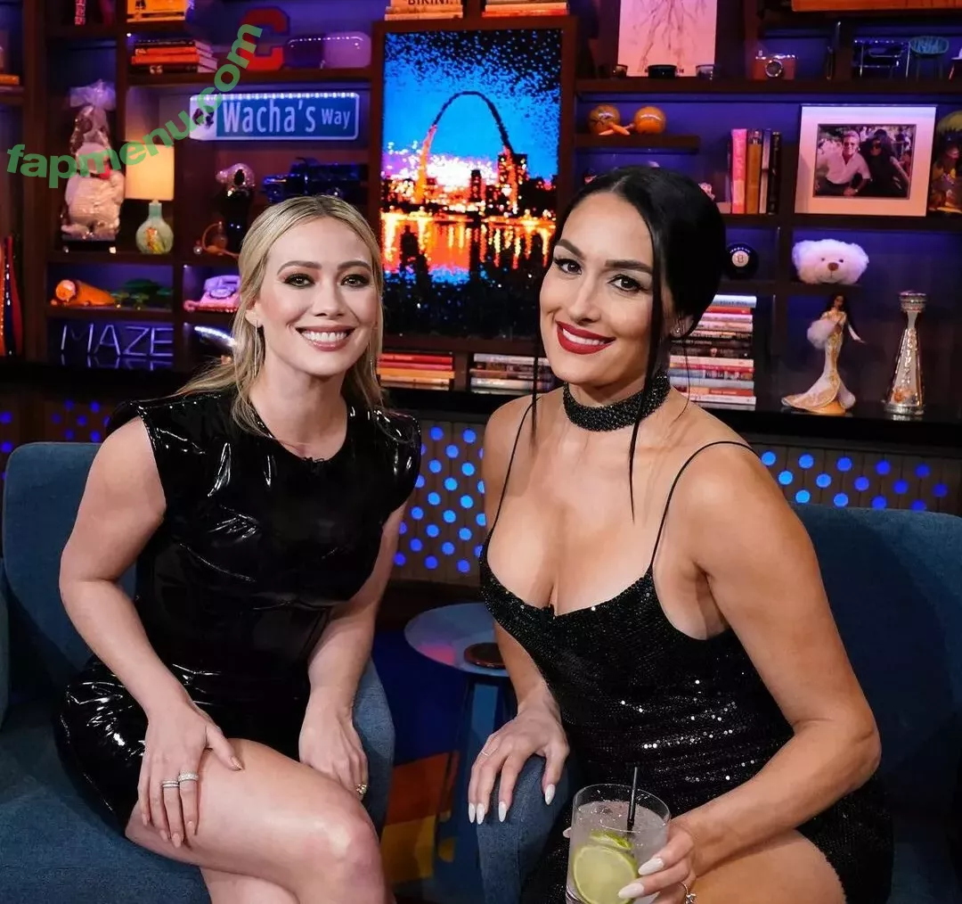 Hillary Duff nude photo #0134 (hilaryduff)