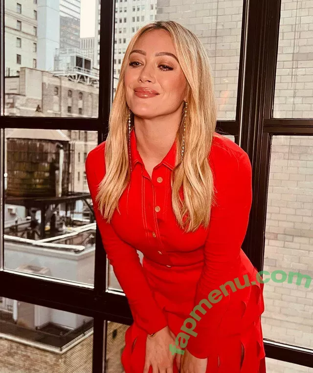 Hillary Duff nude photo #0139 (hilaryduff)