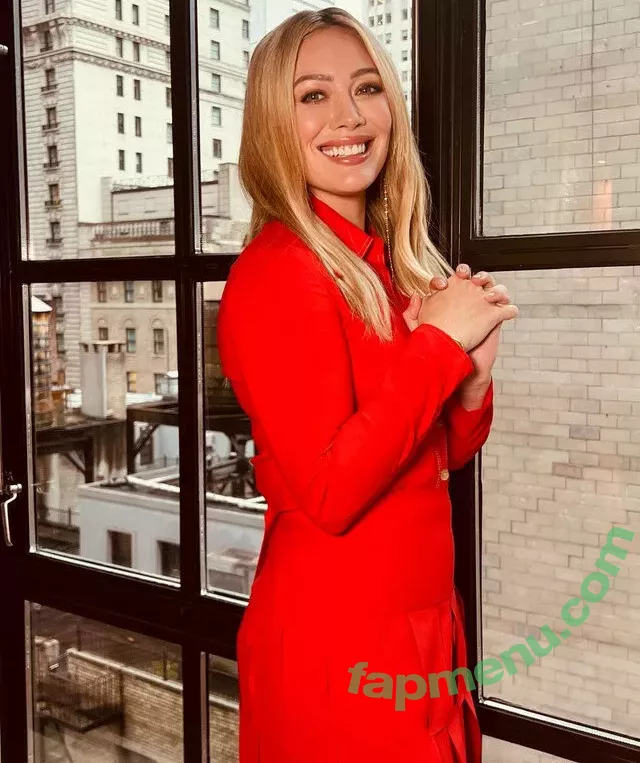 Hillary Duff nude photo #0141 (hilaryduff)