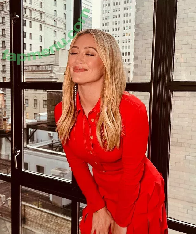 Hillary Duff nude photo #0143 (hilaryduff)