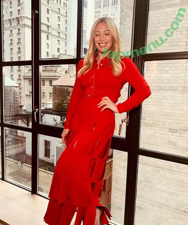 Hillary Duff nude photo #0145 (hilaryduff)