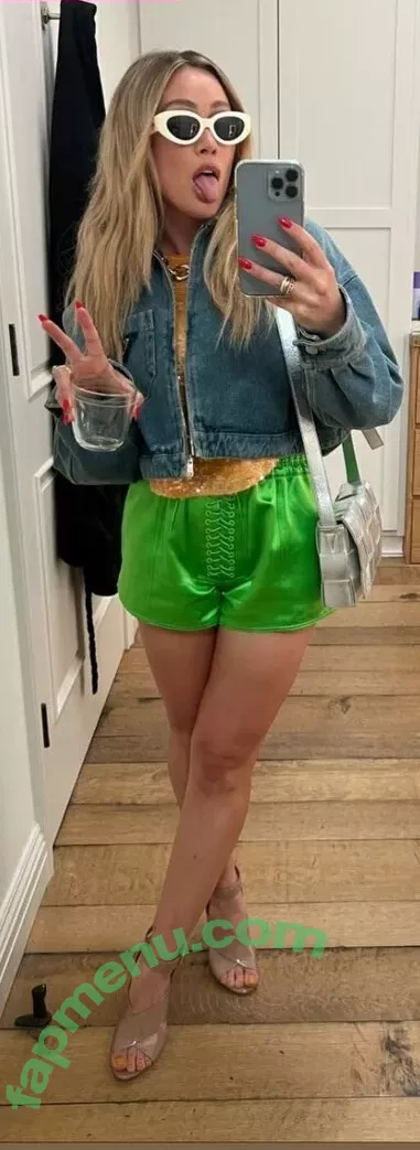 Hillary Duff nude photo #0246 (hilaryduff)