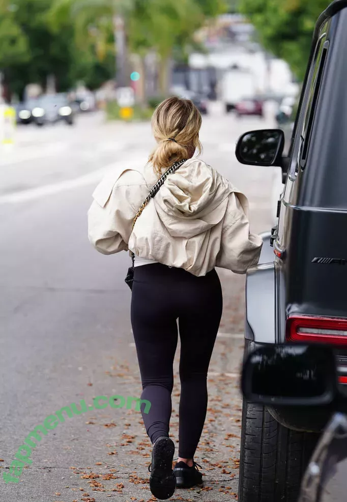 Hillary Duff nude photo #0260 (hilaryduff)