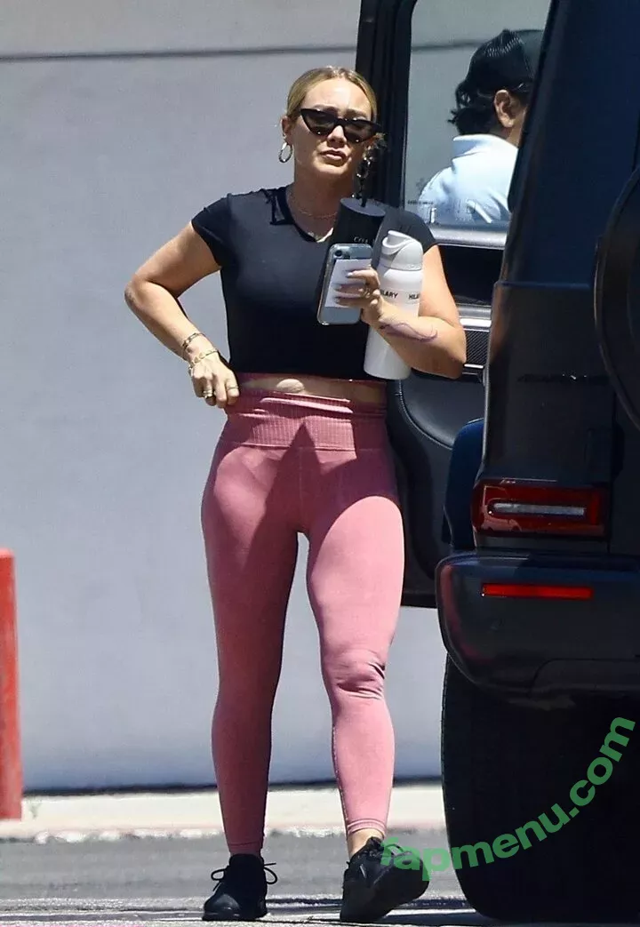 Hillary Duff nude photo #0282 (hilaryduff)