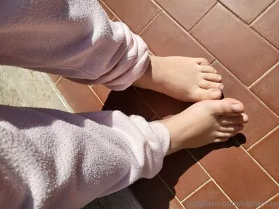 himaricutefeet / fettty_mrgettaabagg nude photo #0016