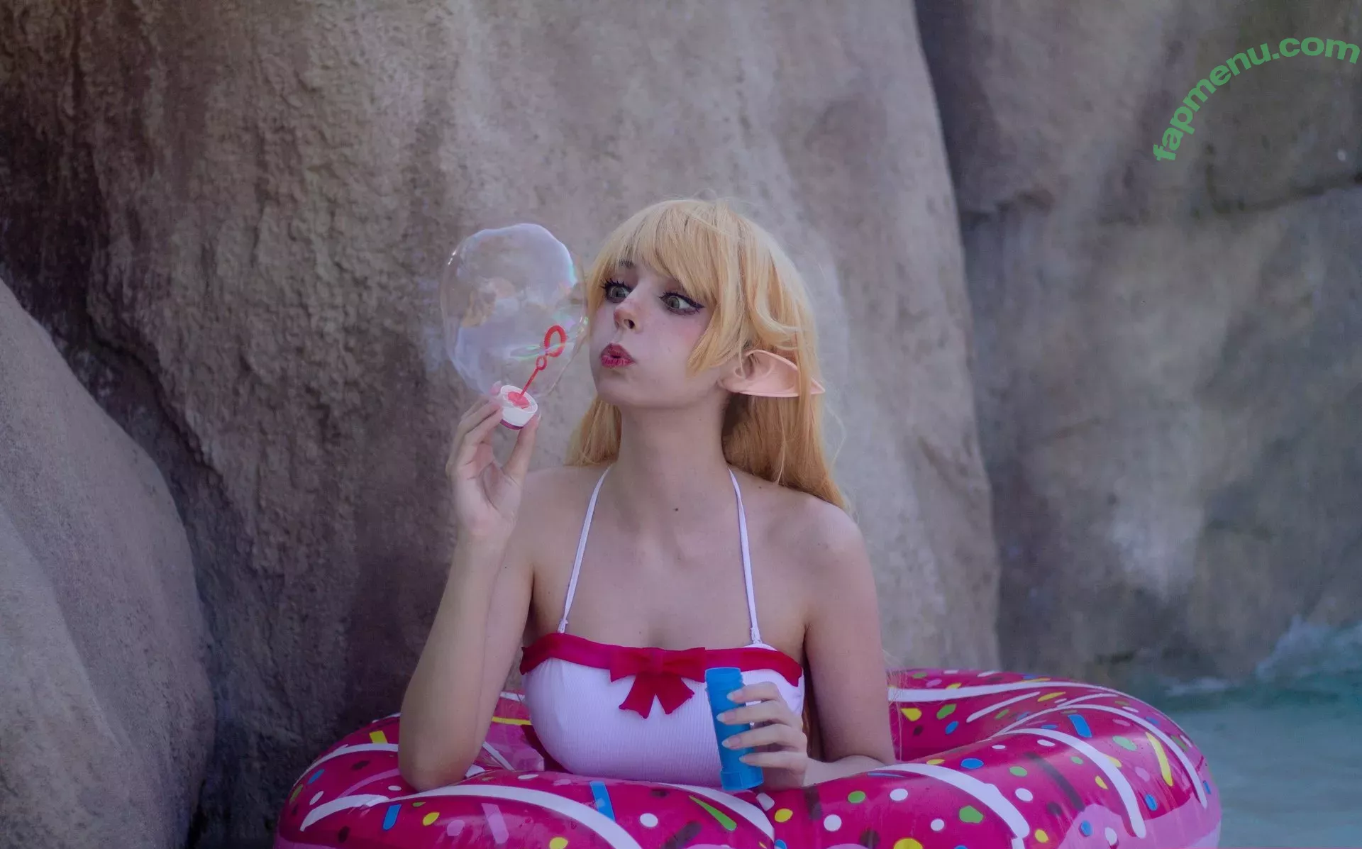 Himee.lily nude photo #0304 (Himeecosplay / kawaiierotica)