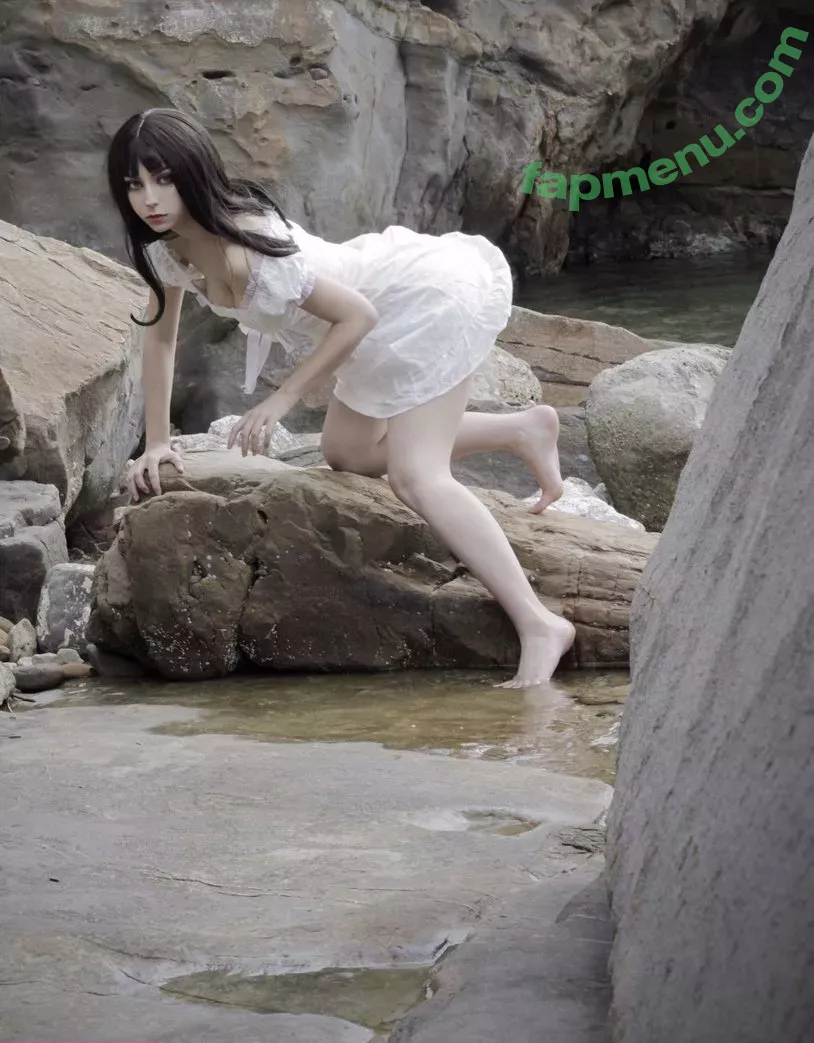 Himee.lily nude photo #0401 (Himeecosplay / kawaiierotica)