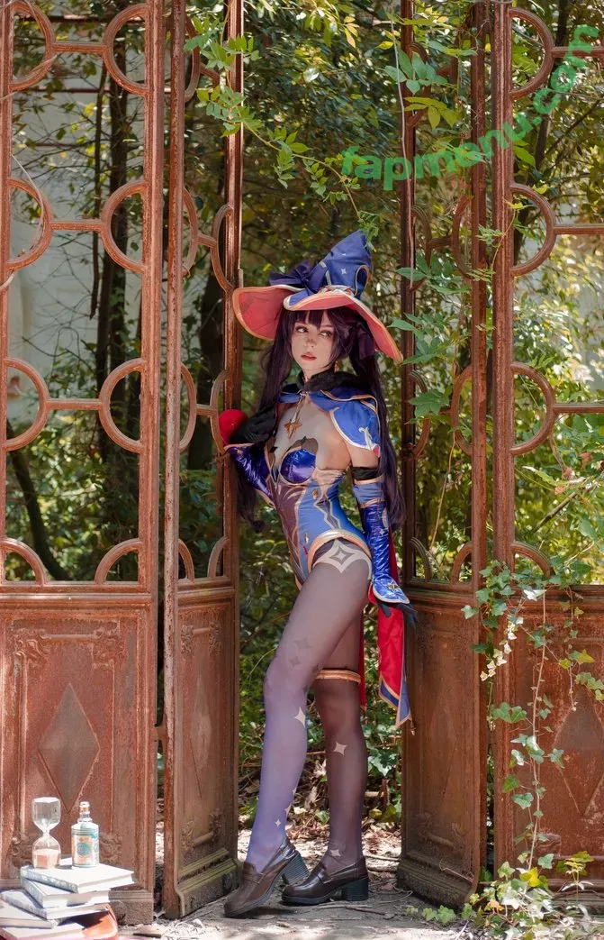Himee nude photo #0039 (Himeecosplay / himee.lily)