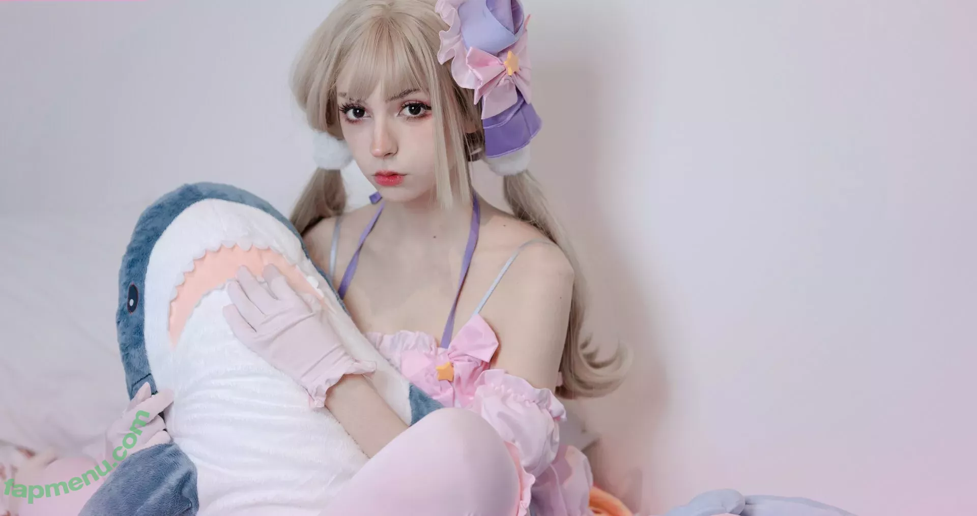 Himeecosplay nude photo #0151 (Himee.lily)