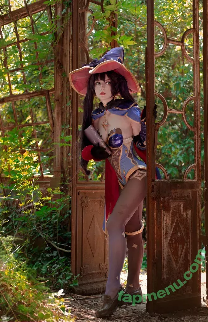Himeecosplay nude photo #0407 (Himee.lily)