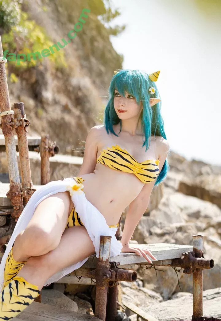 Himeecosplay nude photo #0485 (Himee.lily)