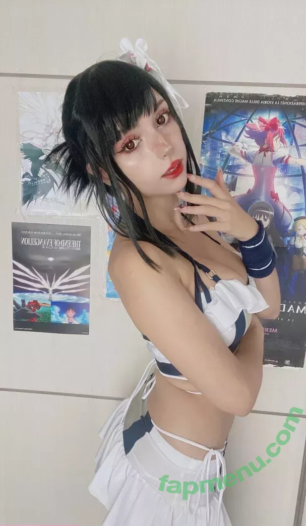 Himeecosplay nude photo #0539 (Himee.lily)