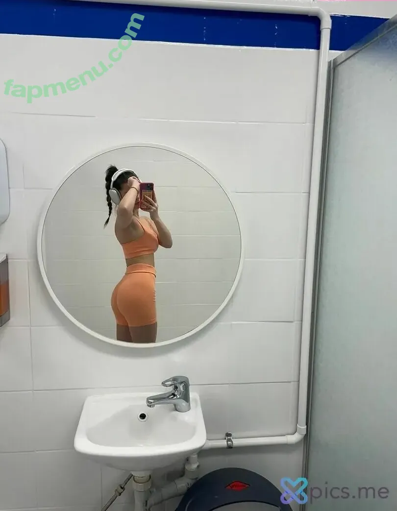 Himynameisalliyah nude photo #0010 (Himynameisalliyah)