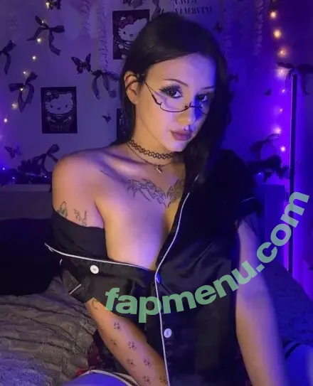 hinaworld nude photo #0055 (hina_sadeeq)