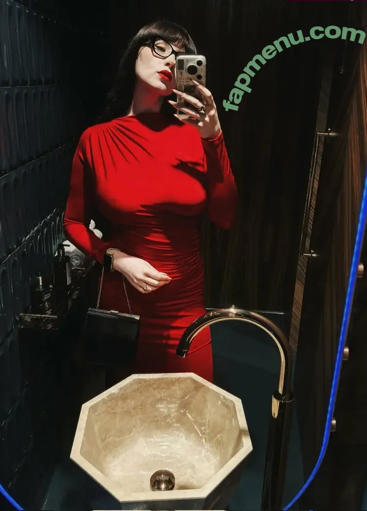 Hinikali nude photo #0052 (Betty Short / Hinkali4 / hinkkeli)