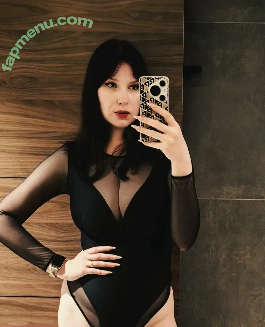 Hinikali nude photo #0056 (Betty Short / Hinkali4 / hinkkeli)